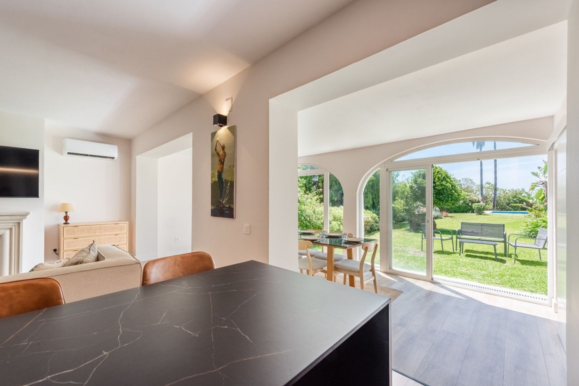 Wiederverkauf - apartment - Estepona - Atalaya