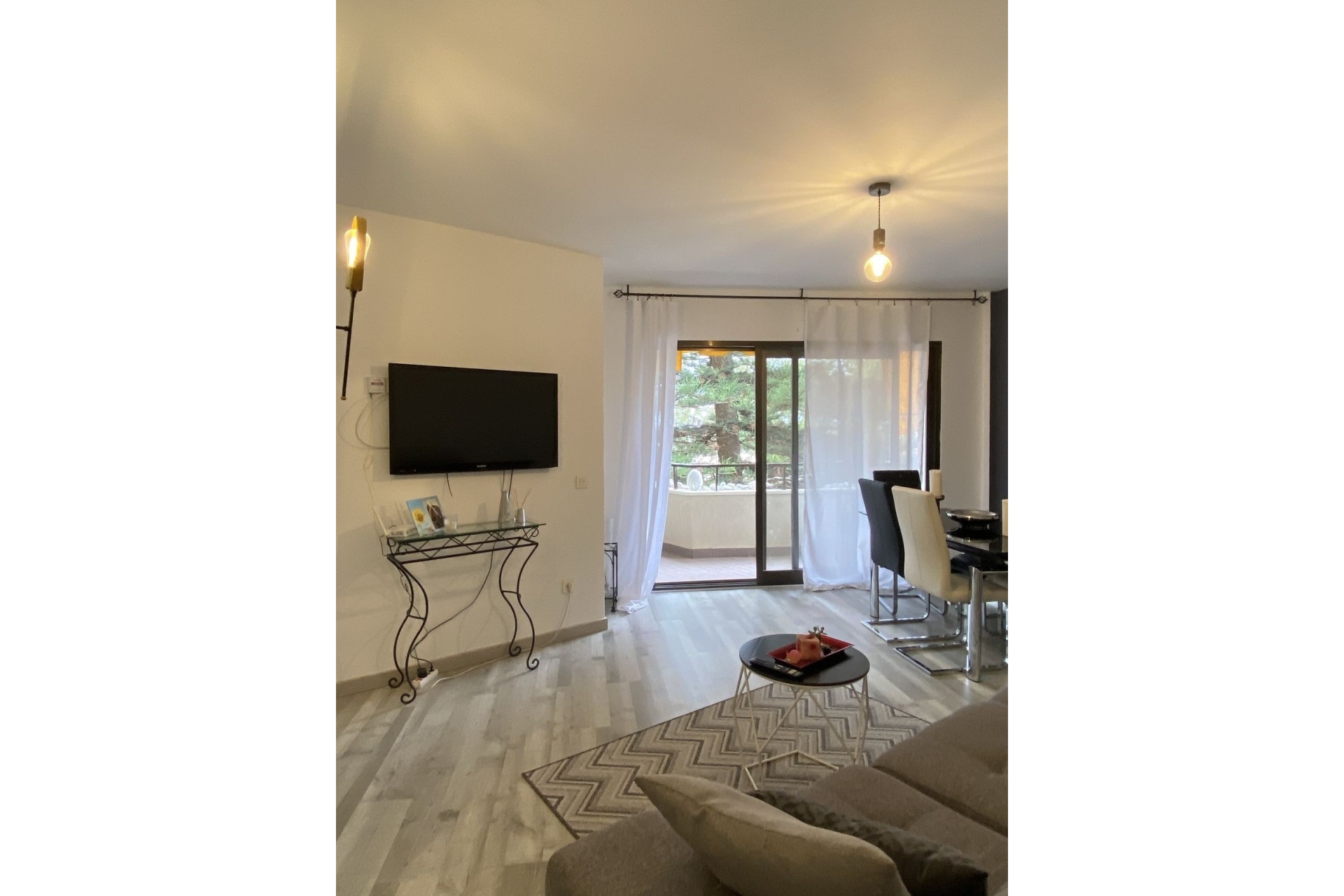 Wiederverkauf - apartment - Estepona - Atalaya
