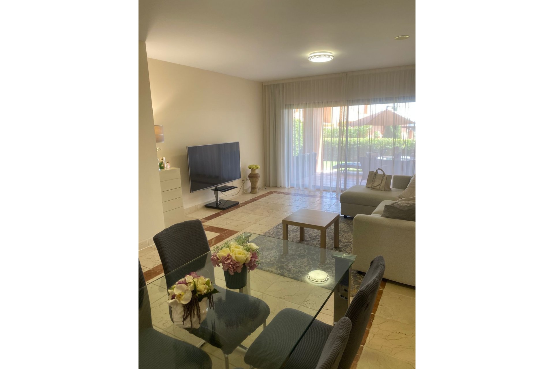 Wiederverkauf - apartment - Estepona - Atalaya