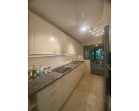 Wiederverkauf - apartment - Estepona - Atalaya