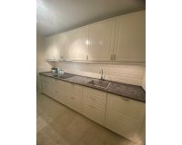 Wiederverkauf - apartment - Estepona - Atalaya