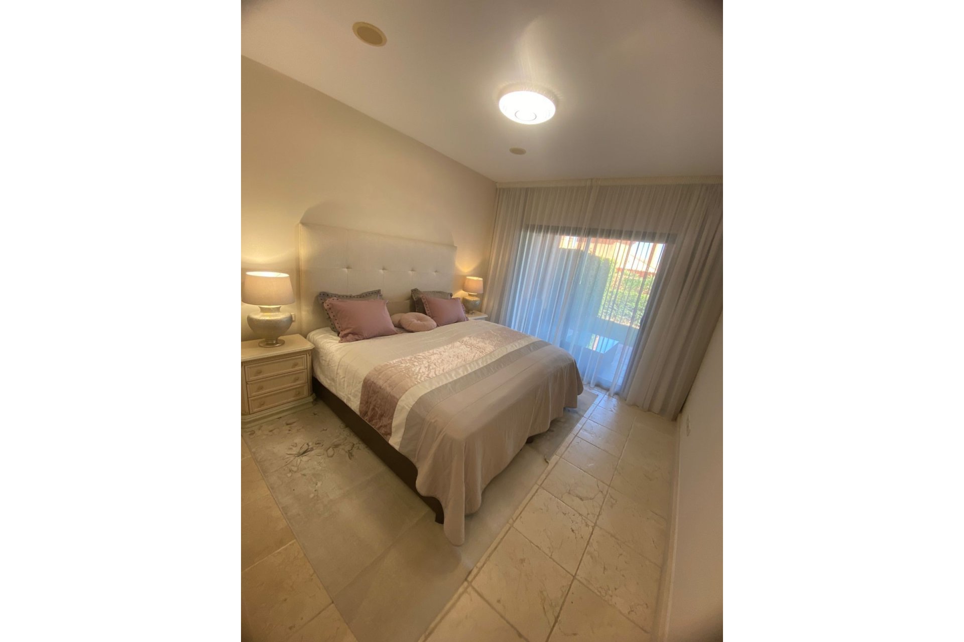 Wiederverkauf - apartment - Estepona - Atalaya
