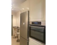 Wiederverkauf - apartment - Estepona - Atalaya