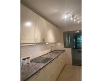 Wiederverkauf - apartment - Estepona - Atalaya