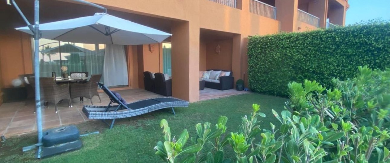 Wiederverkauf - apartment - Estepona - Atalaya