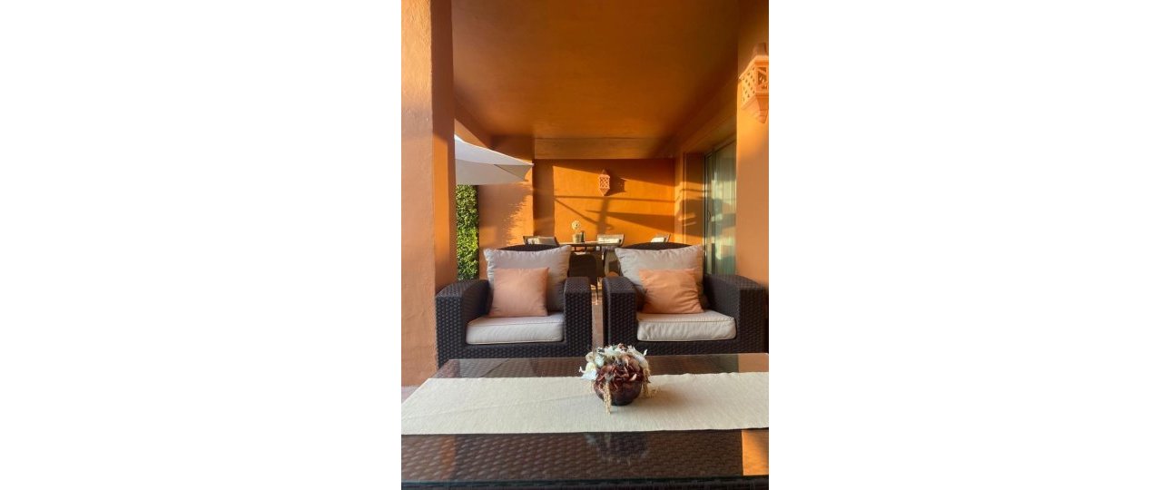 Wiederverkauf - apartment - Estepona - Atalaya