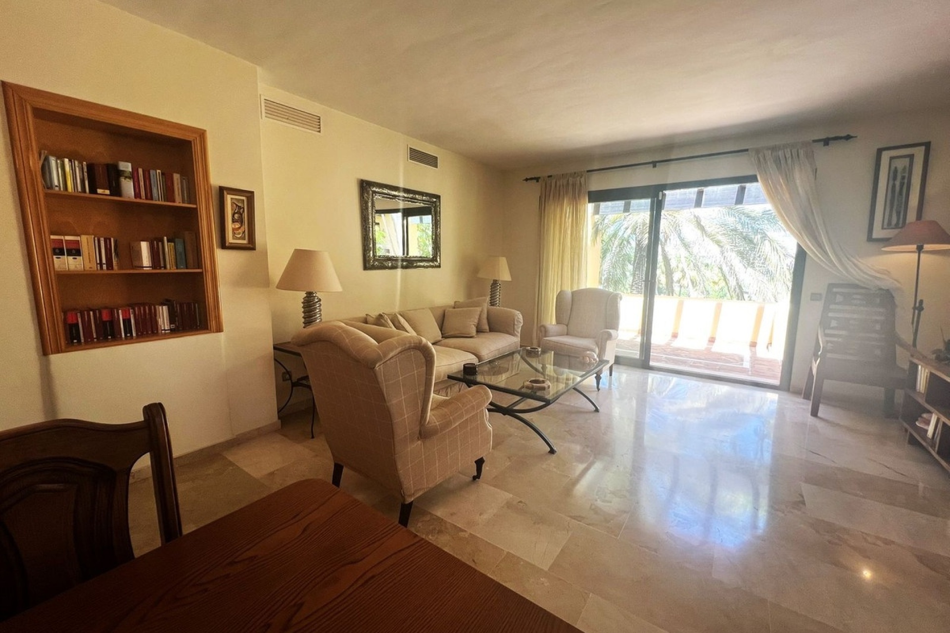 Wiederverkauf - apartment - Estepona - Atalaya