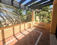 Wiederverkauf - apartment - Estepona - Atalaya