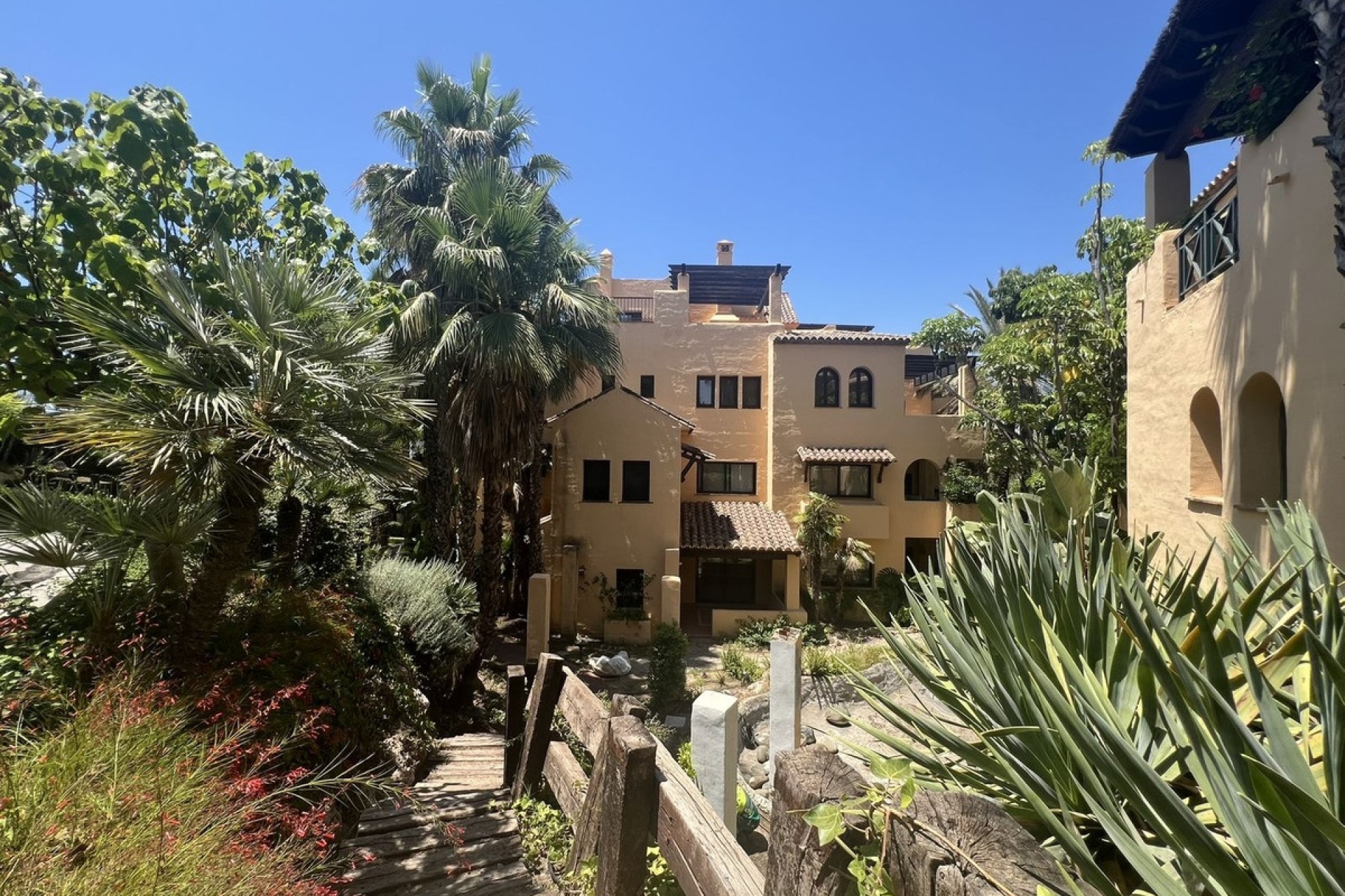 Wiederverkauf - apartment - Estepona - Atalaya