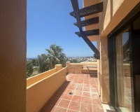 Wiederverkauf - apartment - Estepona - Atalaya