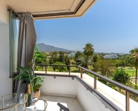 Wiederverkauf - apartment - Estepona - Atalaya