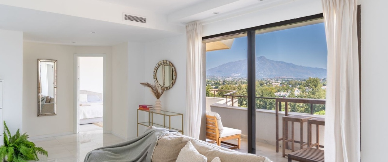 Wiederverkauf - apartment - Estepona - Atalaya