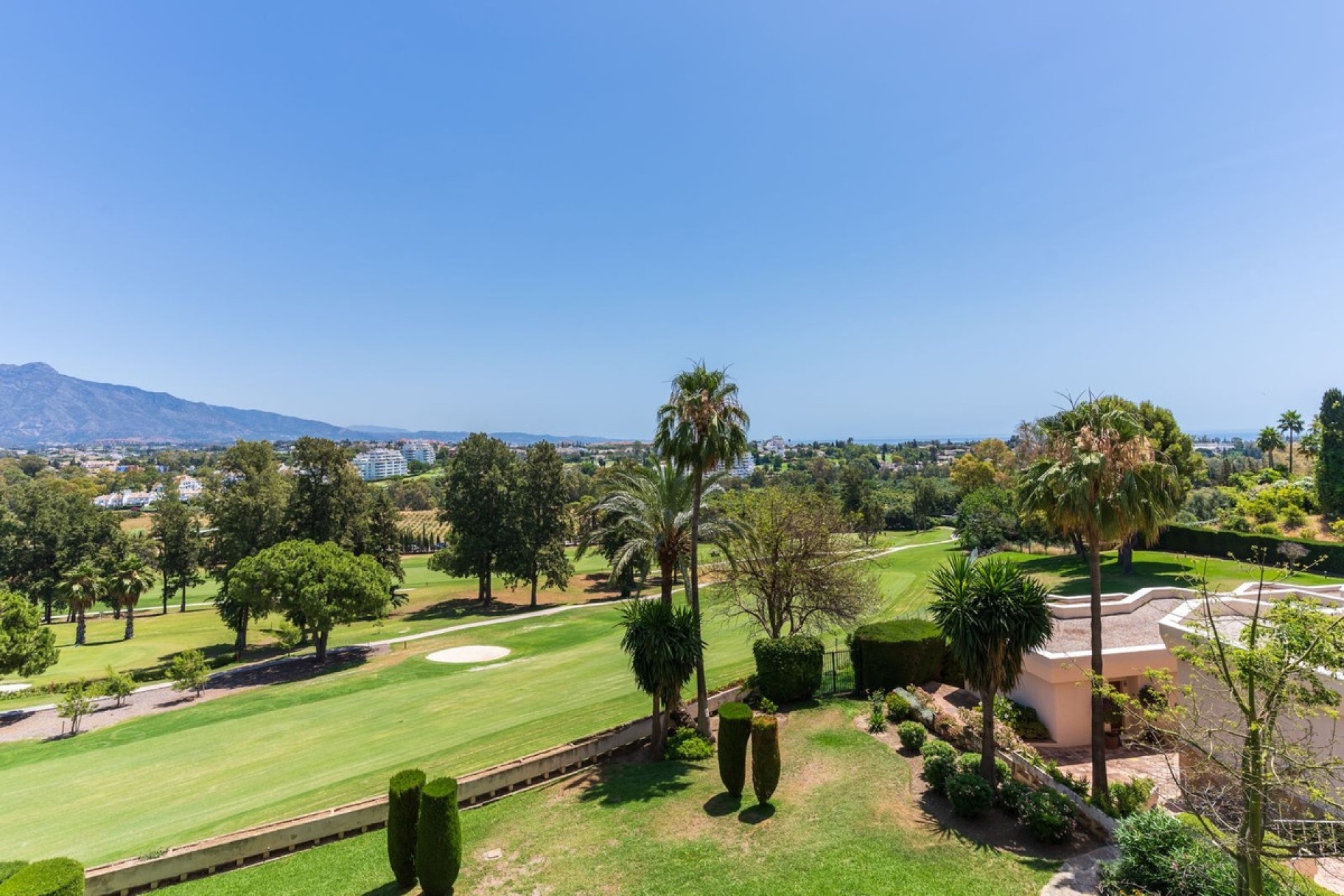 Wiederverkauf - apartment - Estepona - Atalaya