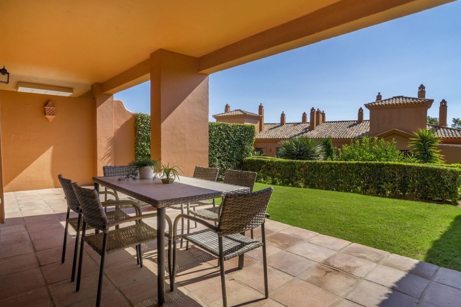 Wiederverkauf - apartment - Estepona - Atalaya
