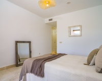 Wiederverkauf - apartment - Estepona - Atalaya