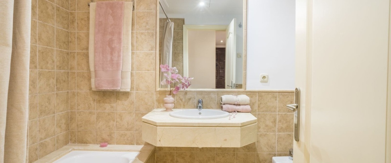 Wiederverkauf - apartment - Estepona - Atalaya