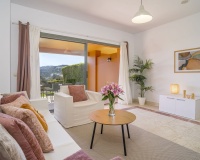 Wiederverkauf - apartment - Estepona - Atalaya