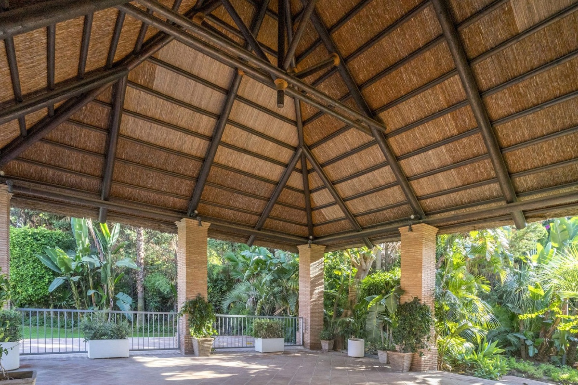 Wiederverkauf - apartment - Estepona - Atalaya
