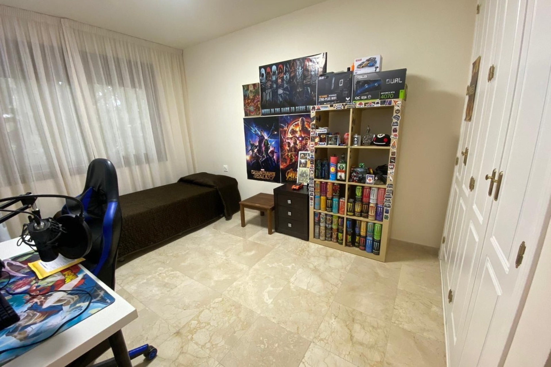 Wiederverkauf - apartment - Estepona - Atalaya