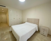 Wiederverkauf - apartment - Estepona - Atalaya