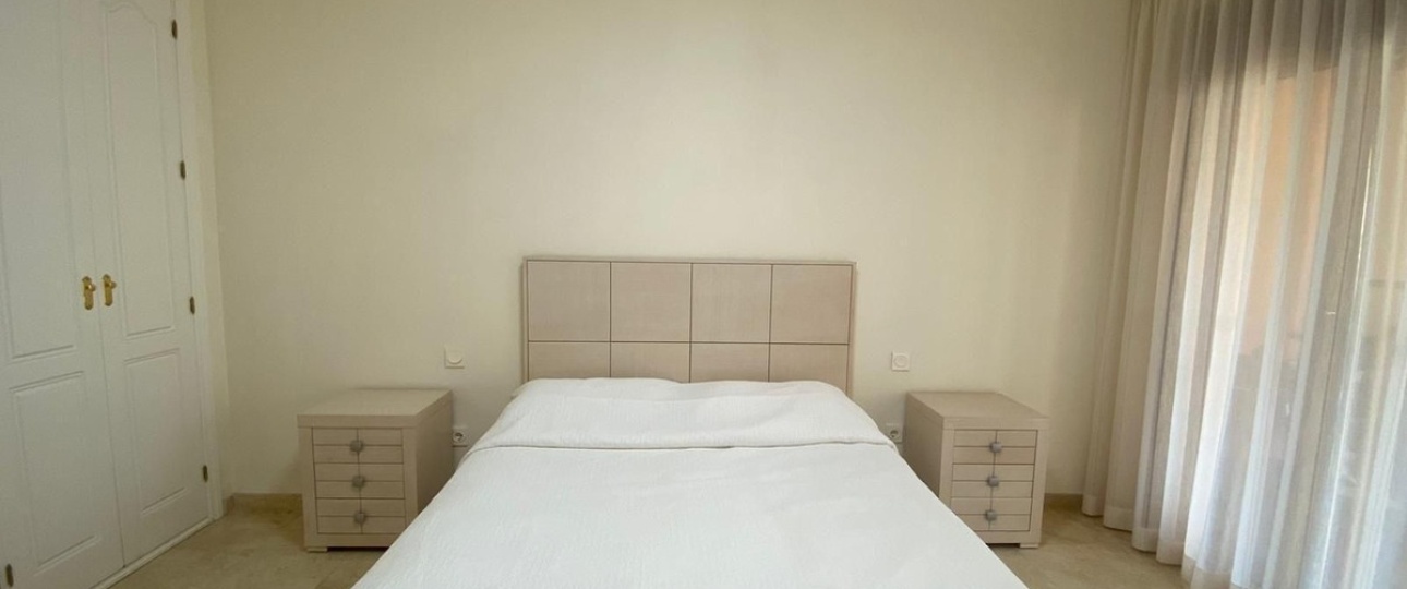 Wiederverkauf - apartment - Estepona - Atalaya