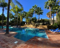 Wiederverkauf - apartment - Estepona - Atalaya