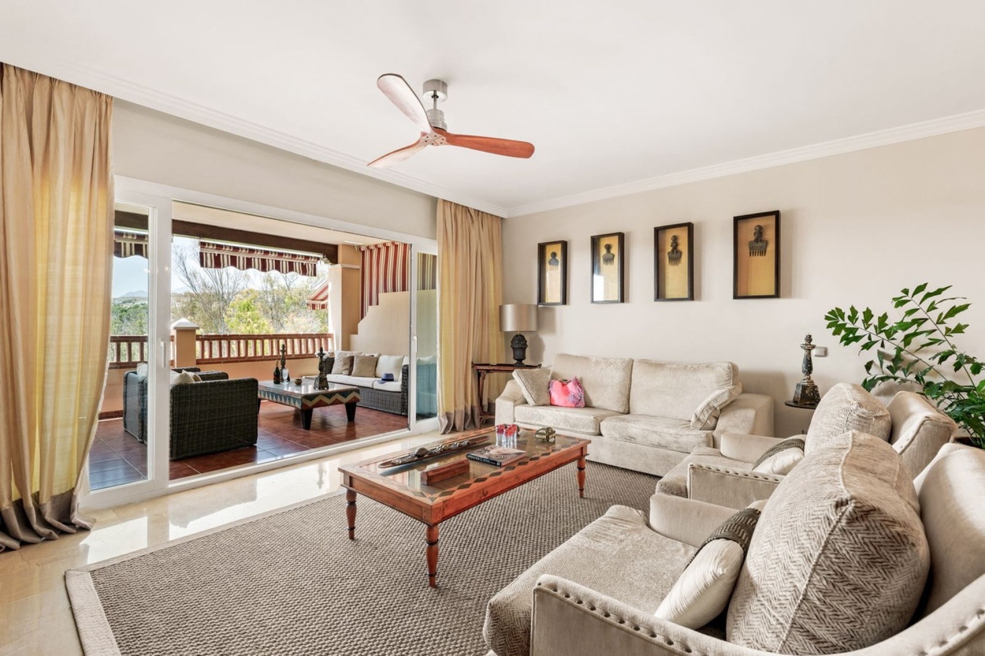 Wiederverkauf - apartment - Estepona - Atalaya