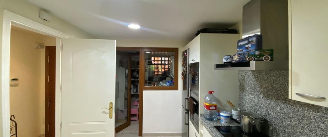 Wiederverkauf - apartment - Estepona - Atalaya