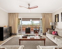 Wiederverkauf - apartment - Estepona - Atalaya