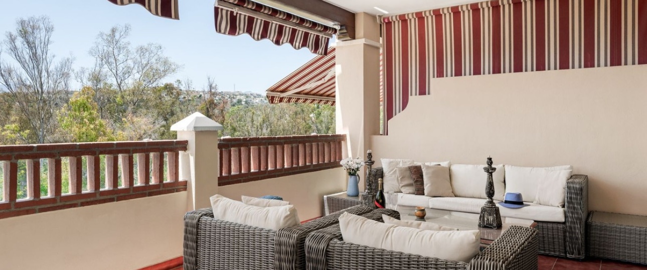 Wiederverkauf - apartment - Estepona - Atalaya