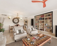 Wiederverkauf - apartment - Estepona - Atalaya