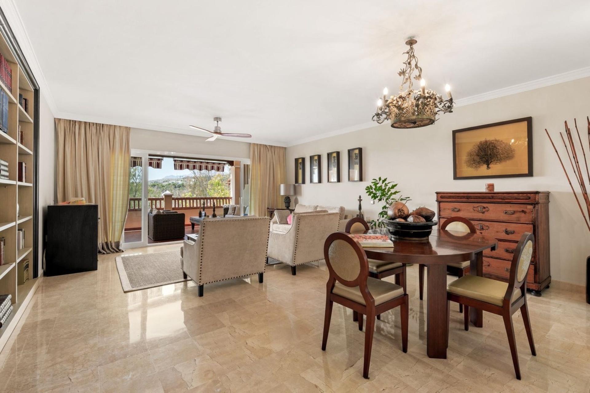 Wiederverkauf - apartment - Estepona - Atalaya