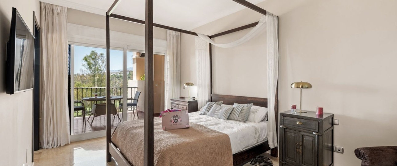 Wiederverkauf - apartment - Estepona - Atalaya