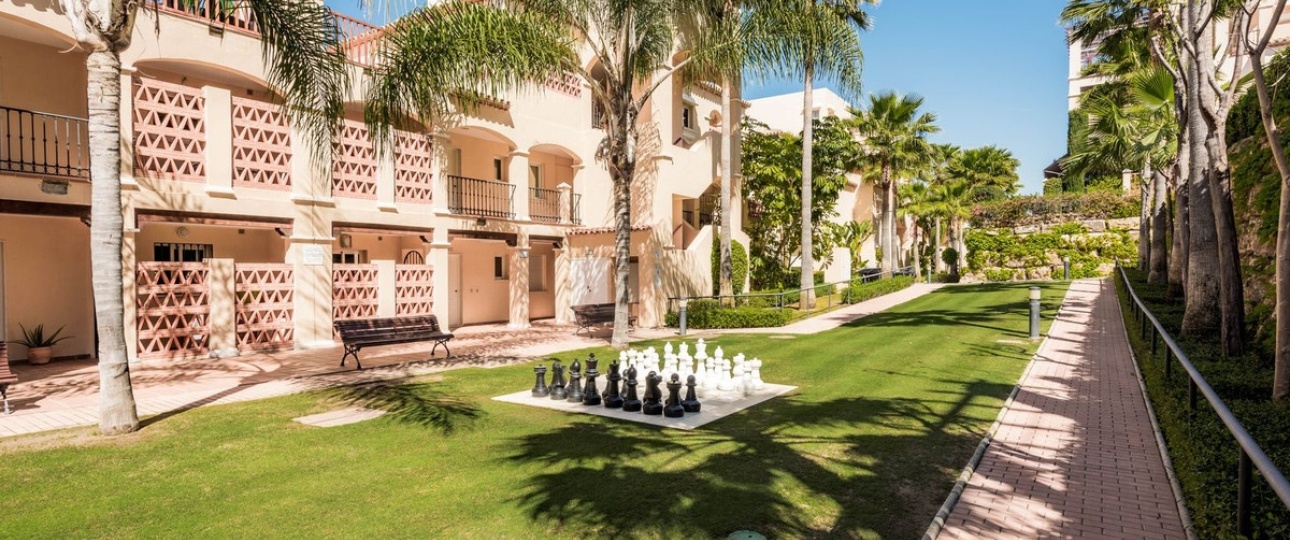 Wiederverkauf - apartment - Estepona - Atalaya