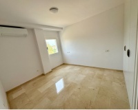 Wiederverkauf - apartment - Estepona - Atalaya