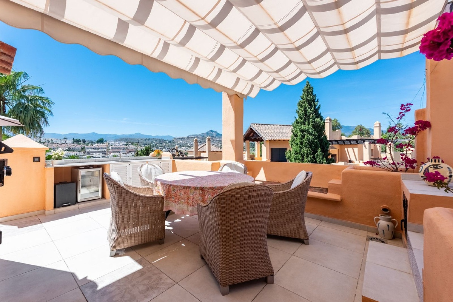 Wiederverkauf - apartment - Estepona - Atalaya