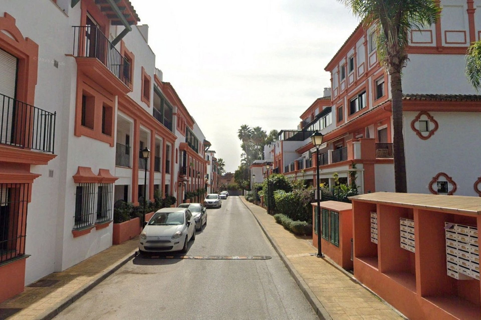 Wiederverkauf - apartment - Estepona - Atalaya