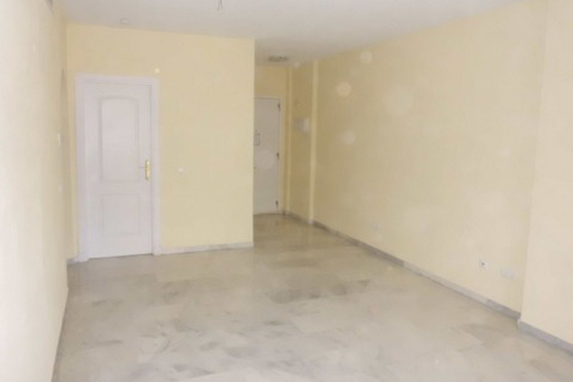Wiederverkauf - apartment - Estepona - Atalaya