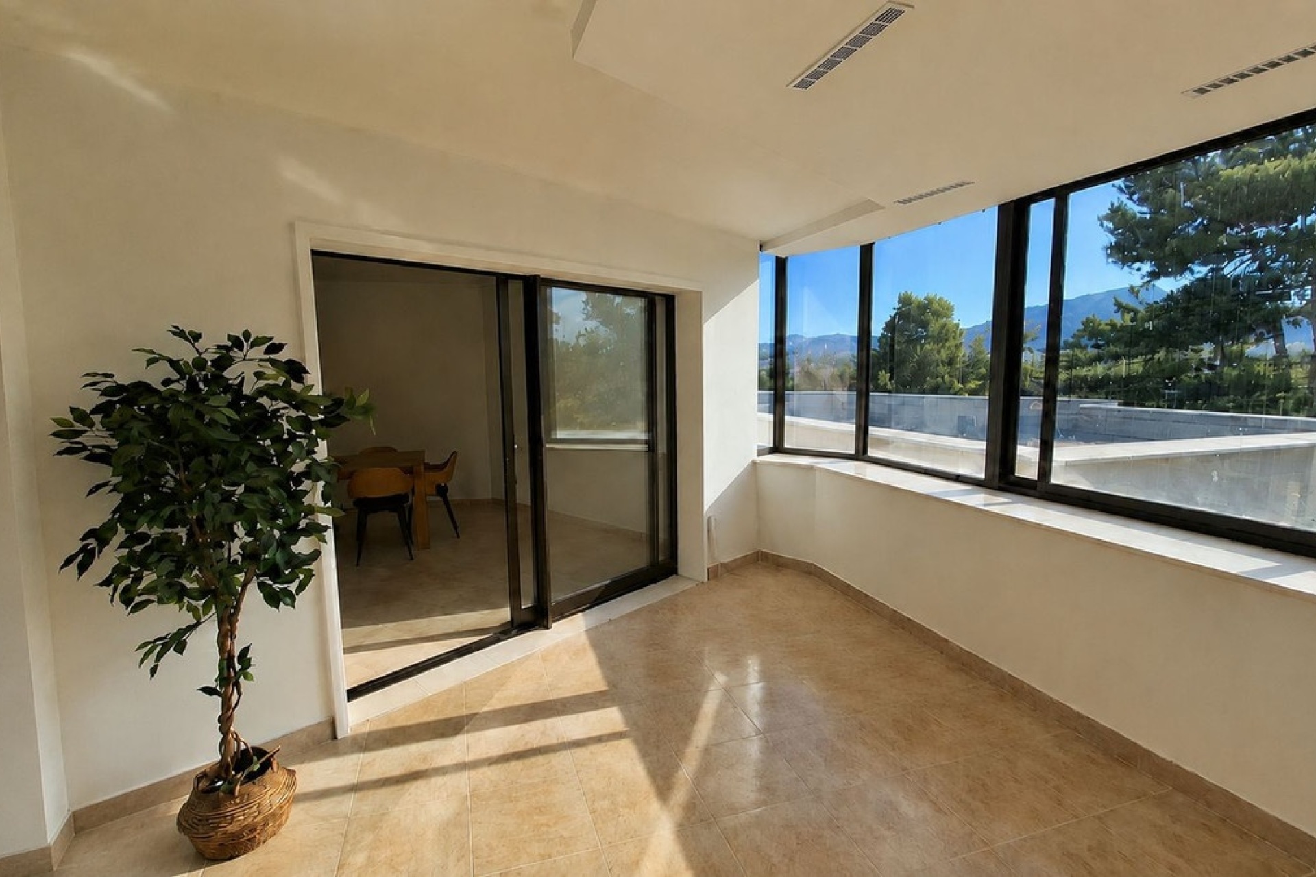 Wiederverkauf - apartment - Estepona - Atalaya