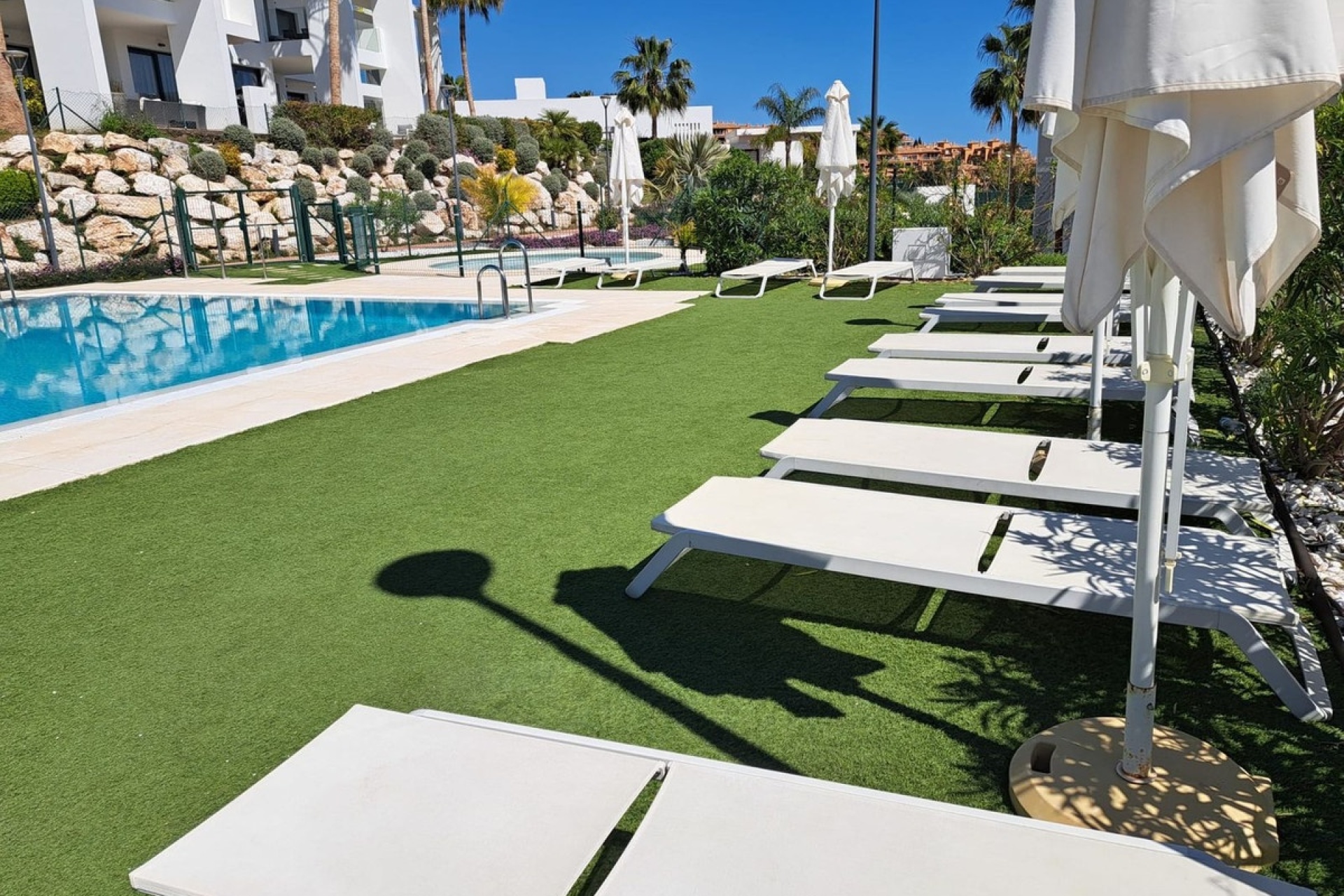 Wiederverkauf - apartment - Estepona - Atalaya