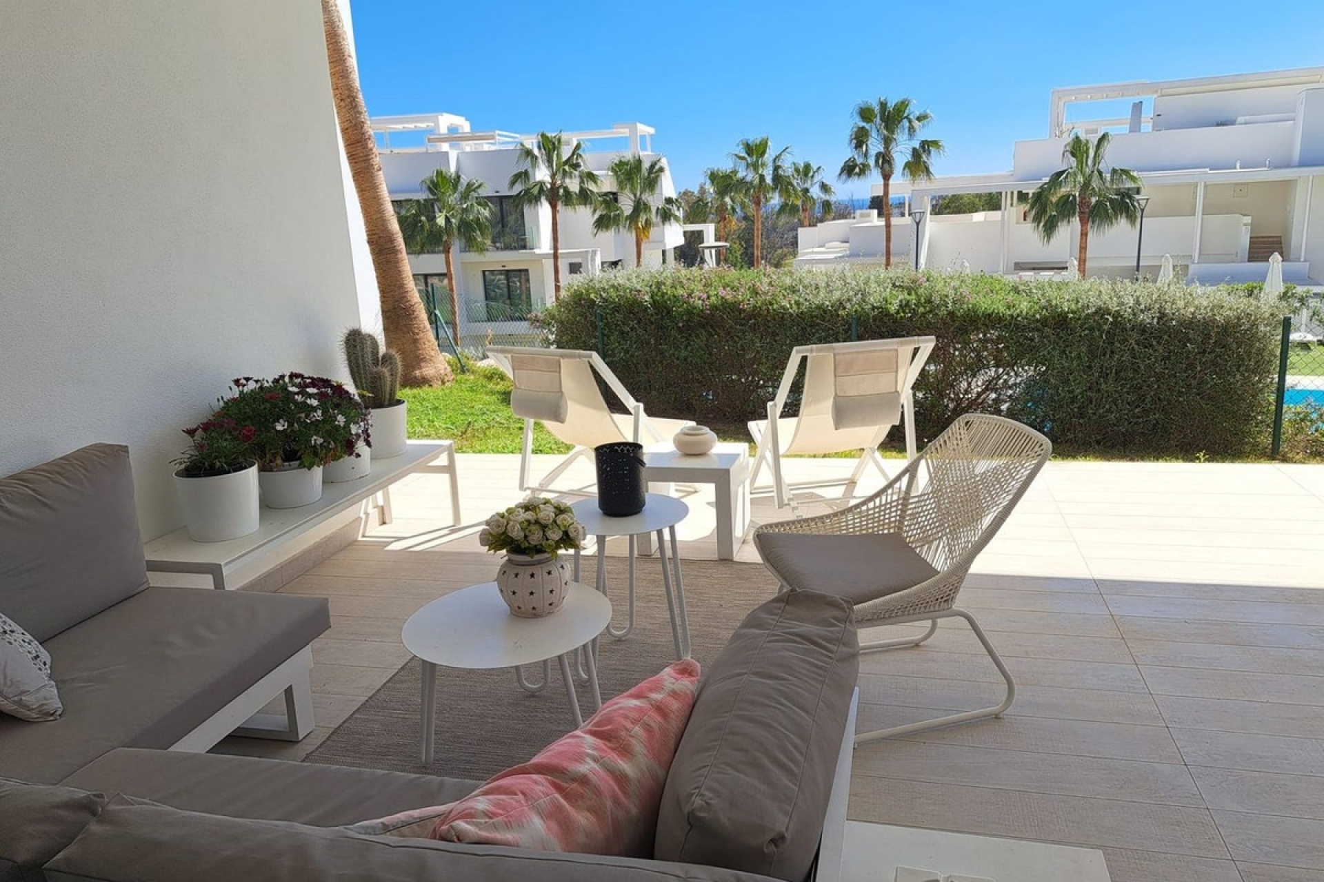Wiederverkauf - apartment - Estepona - Atalaya