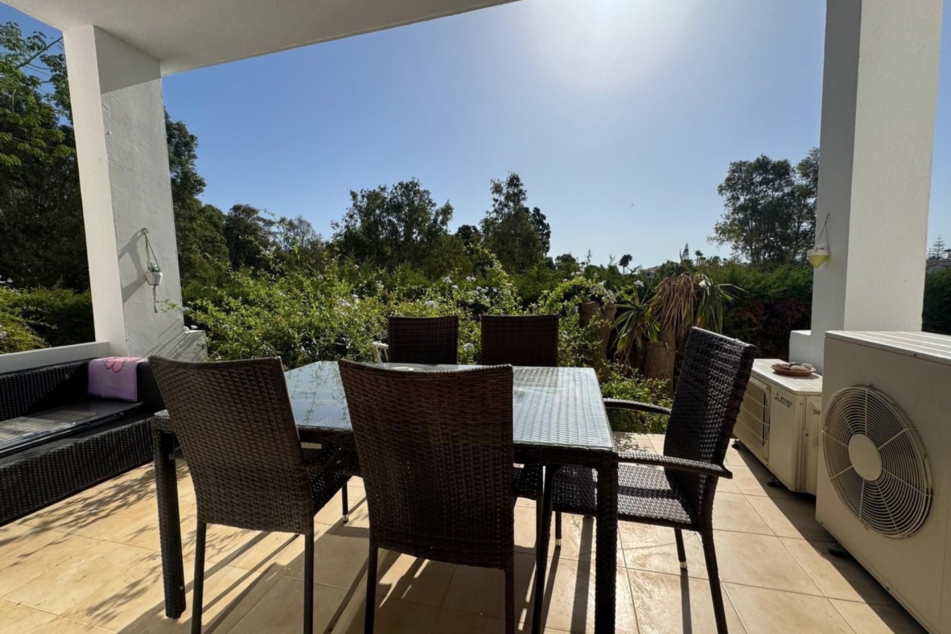 Wiederverkauf - apartment - Estepona - Atalaya
