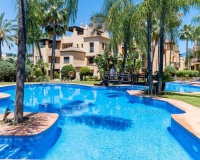 Wiederverkauf - apartment - Estepona - Atalaya