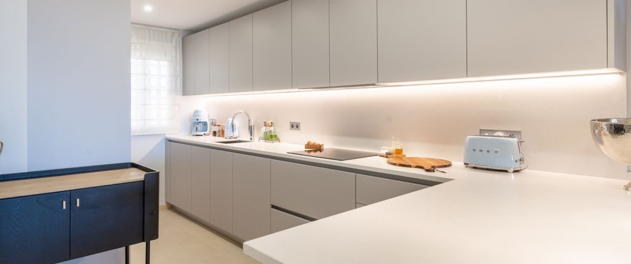 Wiederverkauf - apartment - Estepona - Atalaya