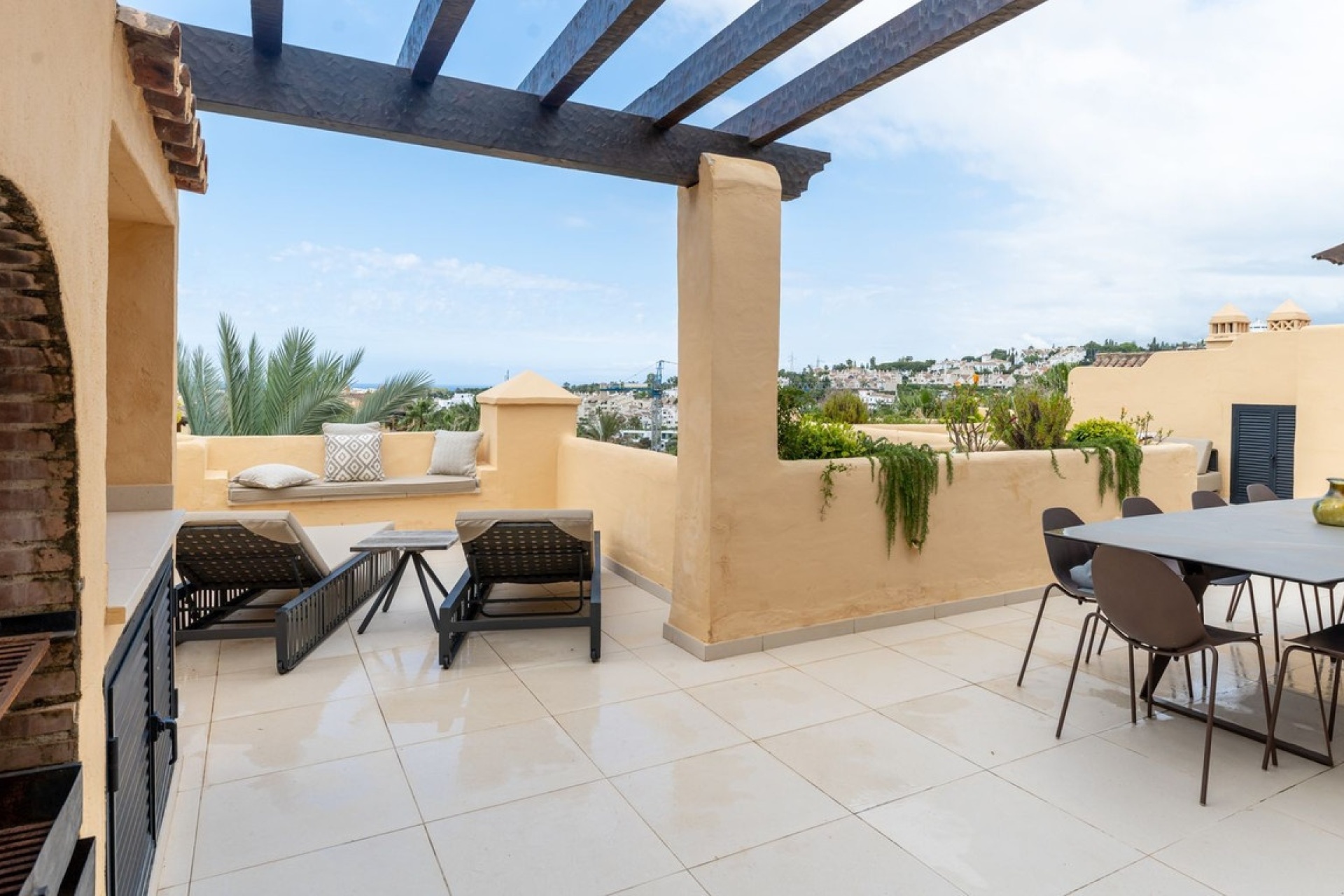 Wiederverkauf - apartment - Estepona - Atalaya