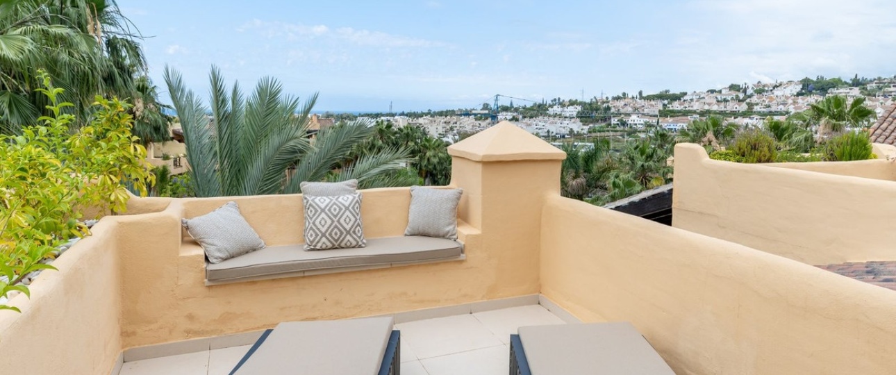 Wiederverkauf - apartment - Estepona - Atalaya