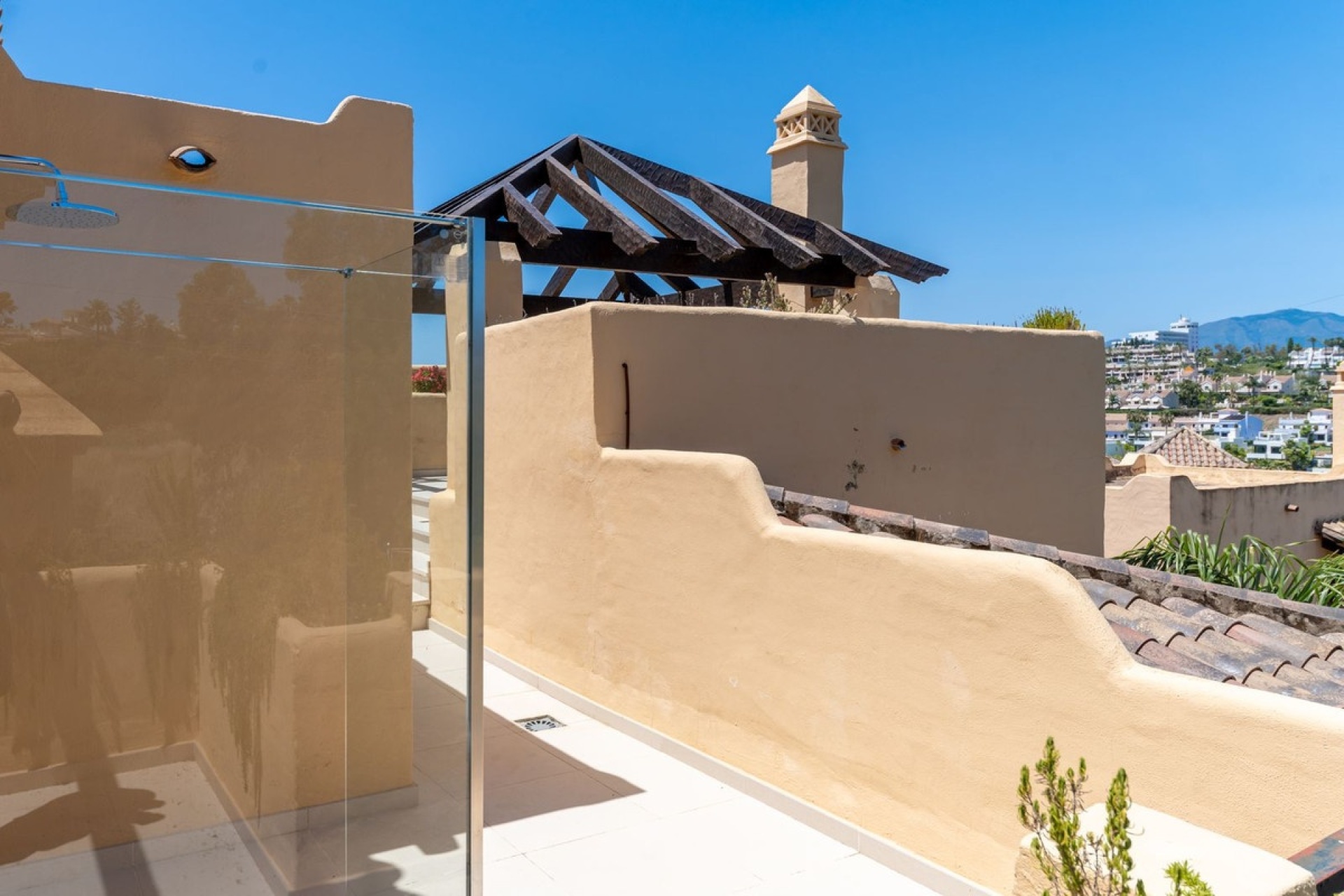 Wiederverkauf - apartment - Estepona - Atalaya