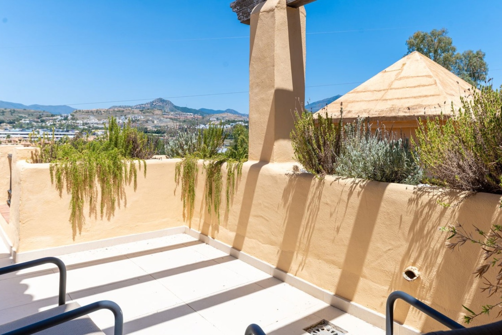 Wiederverkauf - apartment - Estepona - Atalaya