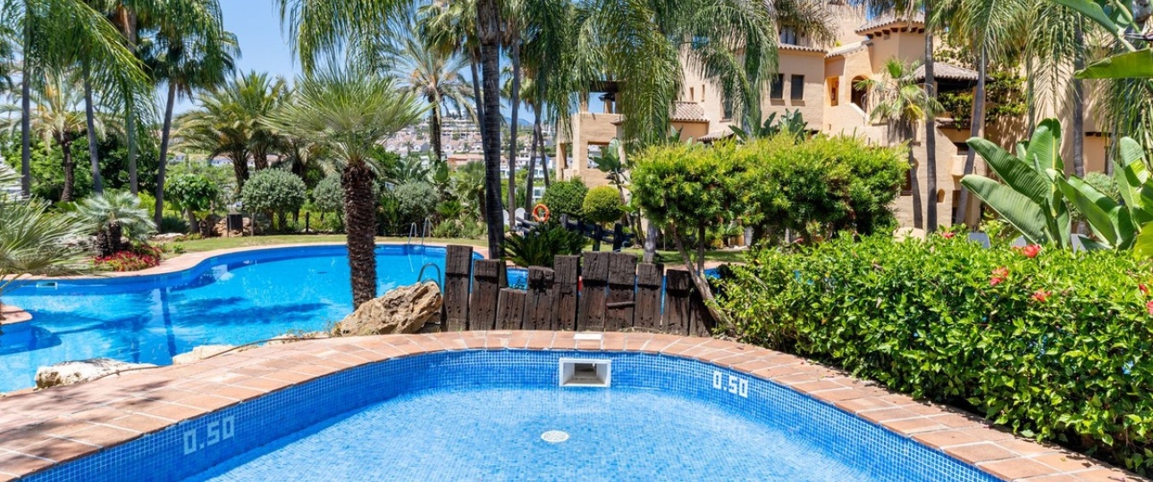 Wiederverkauf - apartment - Estepona - Atalaya