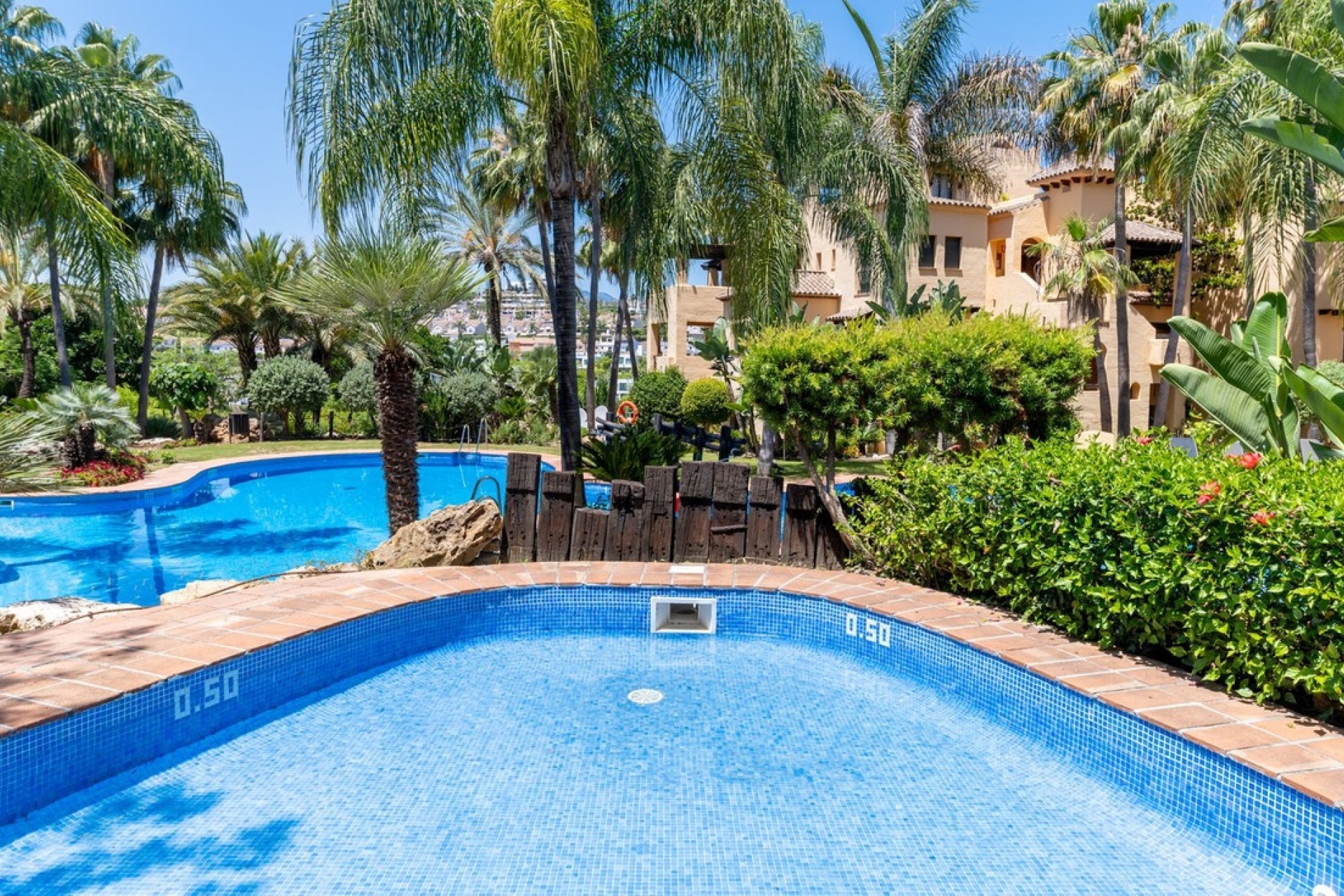 Wiederverkauf - apartment - Estepona - Atalaya